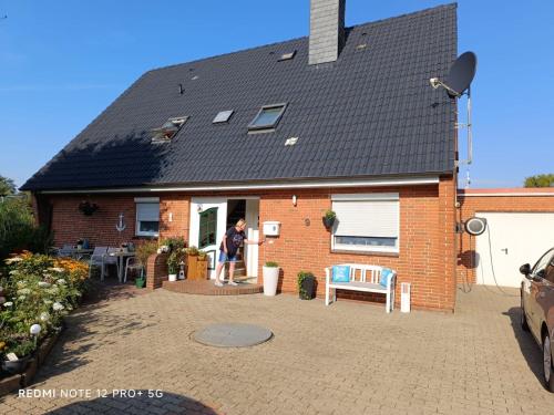 Wattlöwe ruhige Ferienwohnung mit Terrasse nahe Eider & Deich in Tönning, Deutschland