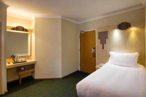 Tavistock Hotel - image 12