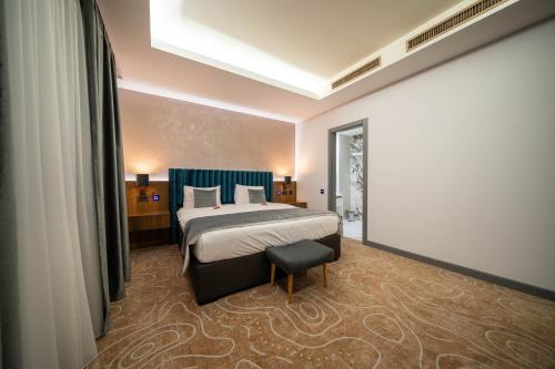Superior Apartment image 2
