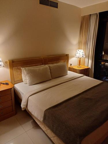 Times Square Grand Service Suite - image 9