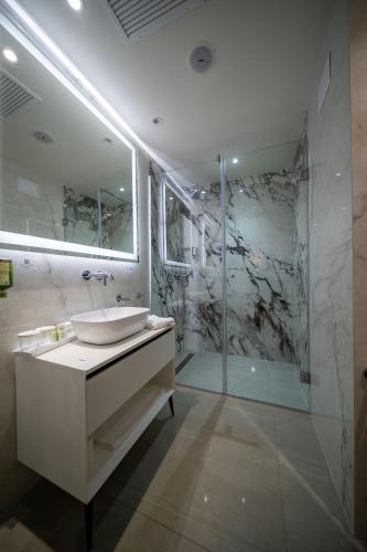 Junior Suite image 6