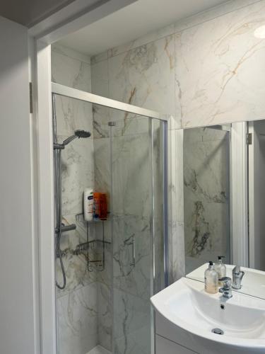 Original 1920s City center house fully renovated, Dublín (foto 5)