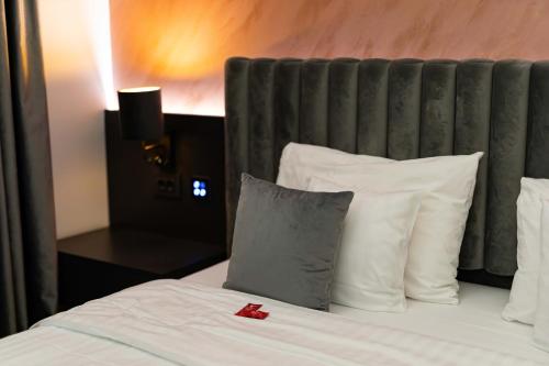 Superior Double Room image 5