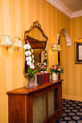 London Lodge Hotel - image 8
