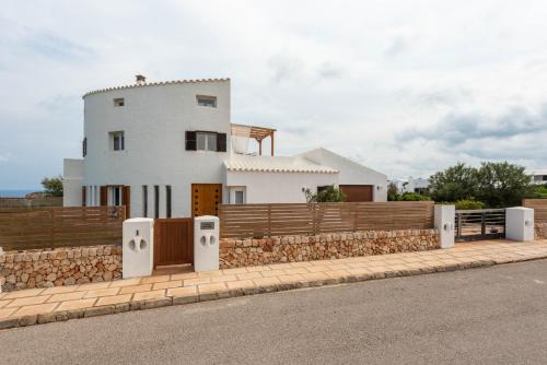 kistine 5 bedroom villa cala morell - image 4