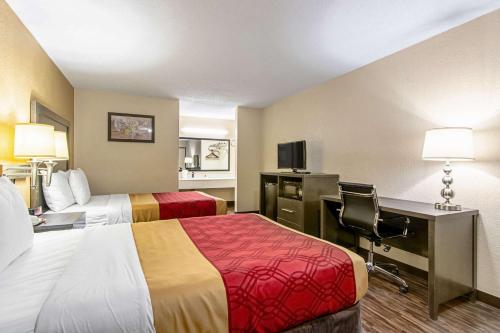 Double Room with Two Double Beds - Smoking