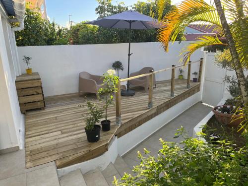 Удобства, Chambre et Bungalow confort vue piscine in Baie-Mahault