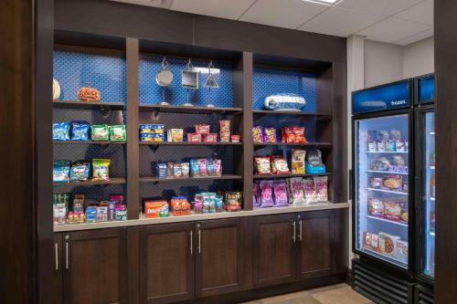 Hampton Inn Lewiston-Auburn - image 7