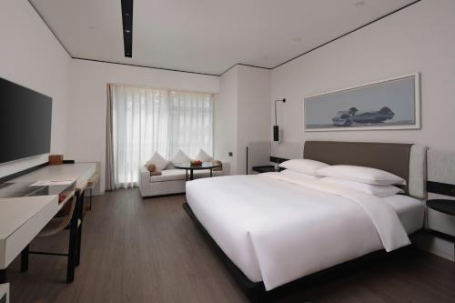 Deluxe Single Room image 2