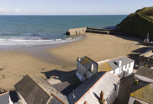 Cliff Cottage - image 3