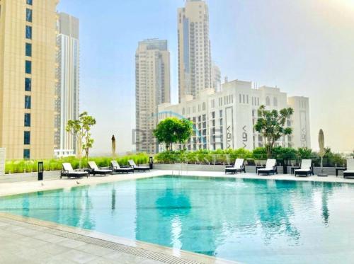 Classy 1BR Apartment at Creek Horizon Tower 1, Dubai Creek Harbour by Deluxe Holiday Homes, Dubaj (zdjęcie 7)