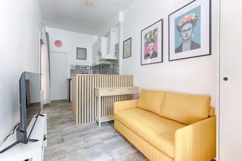 République Canal St Martin Charming Apartment, Paříž