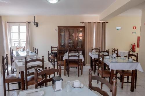 אוכל ומשקאות, Residencial Chafariz /Queimada in מדאירה אילנד