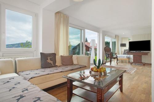 Ferienwohnung Marianne in โลเชา ไบ เบรเกินซ์