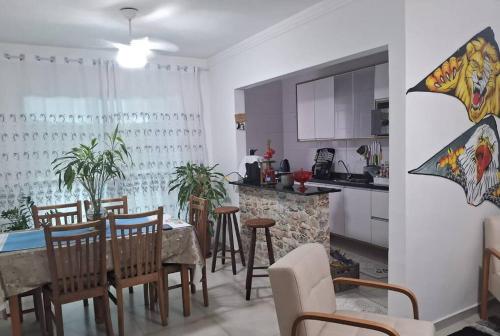 Refúgio na PG Apto Pé na Areia (Refugio na PG Apto Pe na Areia) in วีลาบัลเนียเรีย