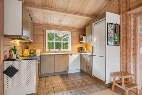 Three-Bedroom Holiday Home  image 10