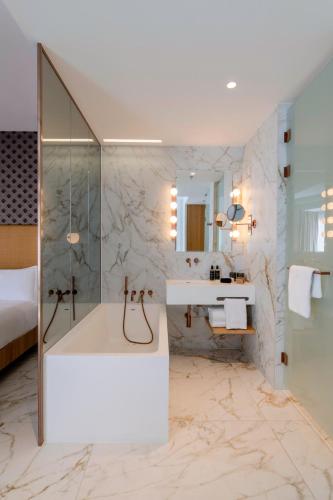 UMusic Hotel Madrid - image 14