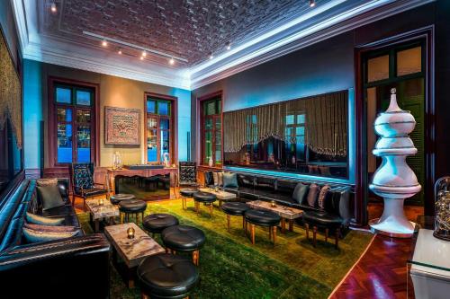 607413073 W Bangkok Hotel
