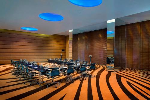 607415012 W Bangkok Hotel