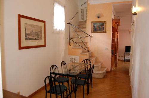 Pallaro Terrace Apartment, Рим (фото 5)