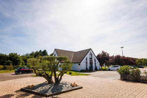 Mont Vernon - image 2