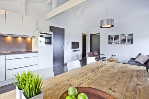 Kristall Apartments D