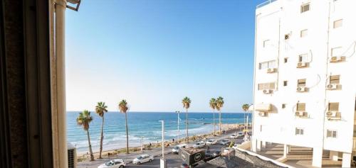 SewView Apartament OnTheSea - Bat Yam in Bat Yam