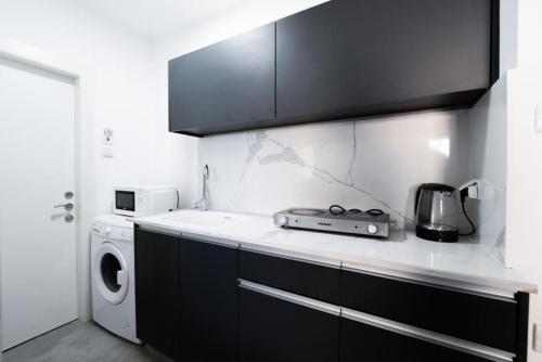SewView Apartament OnTheSea - Bat Yam in Bat Yam