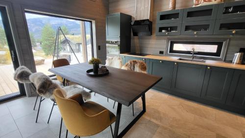 Cocina, Stylishly furnished chalet with a large terrace in Vrådal (Stylishly furnished chalet with a large terrace in Vradal) in Vradal