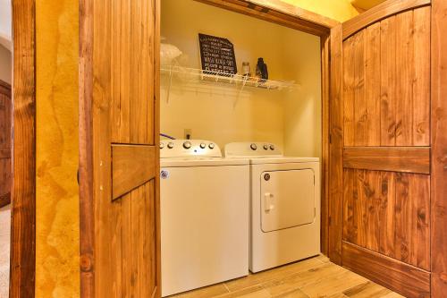 Lakefront Lodge #16-8 in Branson, USA