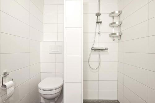 Kristall Apartments - image 8