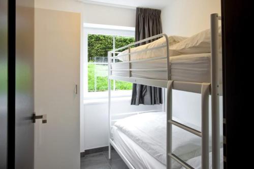 Kristall Apartments - image 5