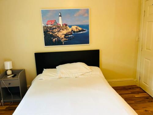 Nice bedroom in Lincoln with shared bathroom and kitchen in Lincoln, USA