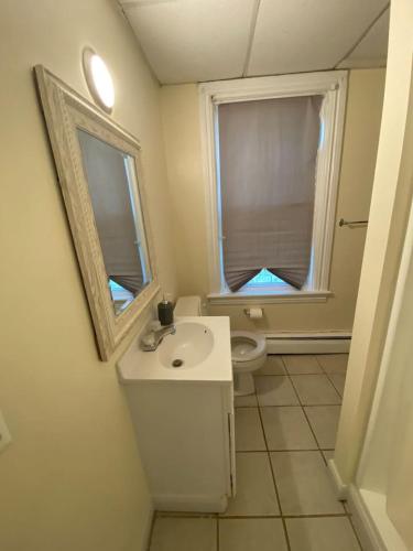 Nice room near Whole Foods, Brown University Large sunny room near Whole Foods, Brown University with shared bathroom and kitchen in Providence, USA