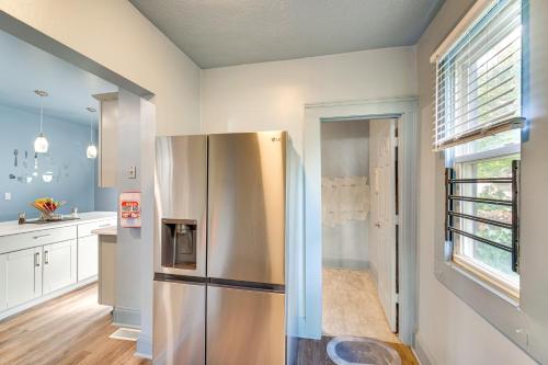 4 Mi to Dtwn: Home w/ Patio in Cleveland!, Cleveland (Foto 11)