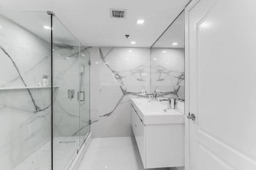 Magnificent Ocean Sky Residence in Miami, USA