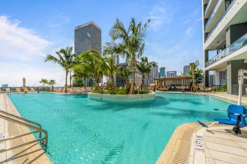 Stunning Bay Views! High-Floor Condo in Downtown in Miami, USA