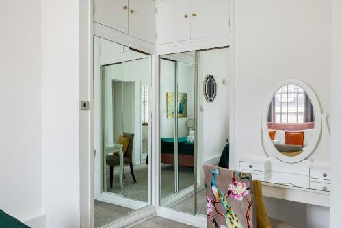 PickThePlace Lancaster gate - image 6