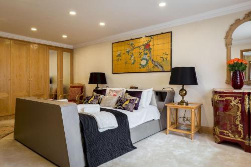 Hyde Park View Marble Arch Apt - image 12