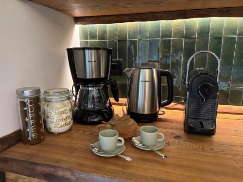 Rifugio tra le stelle AV - cozy top floor terrace apt with mountain views