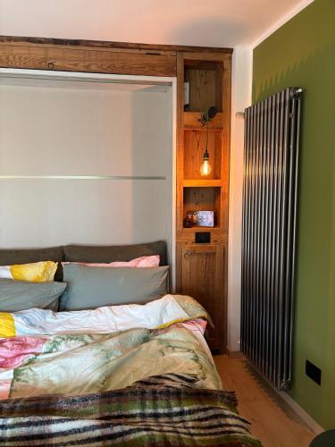 Rifugio tra le stelle AV - cozy top floor terrace apt with mountain views