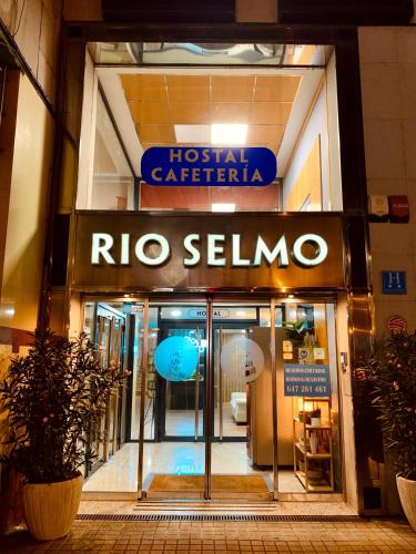 Hostal RIO SELMO chambre d'hôte Ponferrada