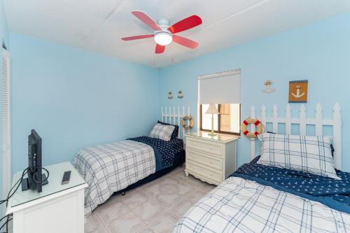Cozy 2BR Condo Steps from the Beach in St. Augustine, USA