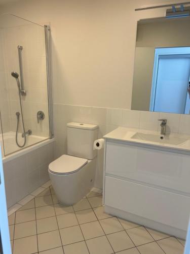 newmarket fully furnished 2 bedrooms, Auckland (photo 6)