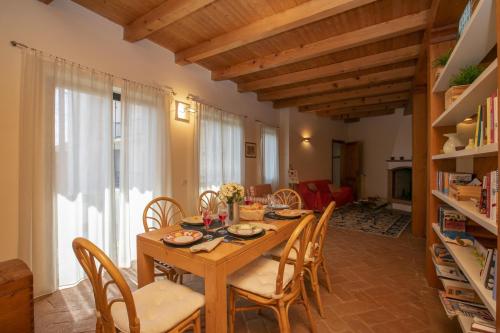 設施, La Casa nel Borgo Lake View - Happy Rentals in 內比烏諾