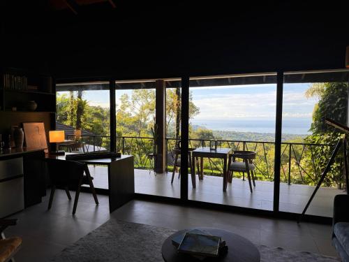 Oxygen Jungle Villas & Spa in 우비타