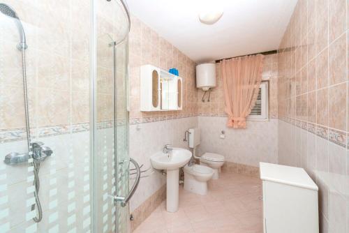 House Lidi - image 4
