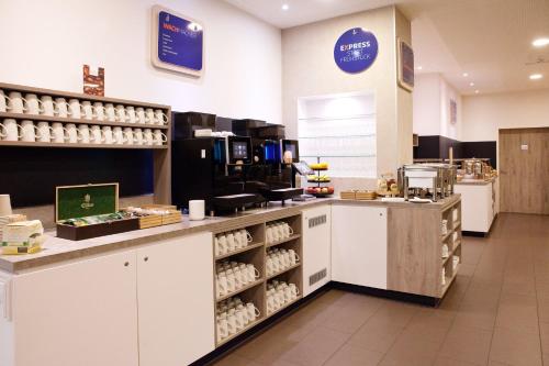 Holiday Inn Express Friedrichshafen an IHG Hotel - image 10