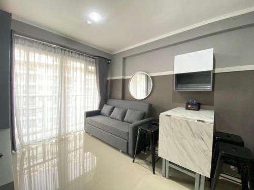 Strategic 2BR at Gateway Pasteur Apartment By Travelio, Bandung