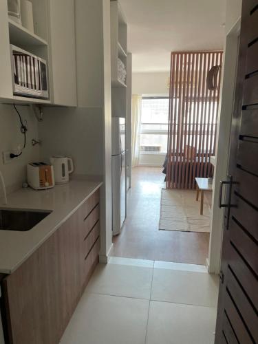 One-Bedroom Apartment image 3